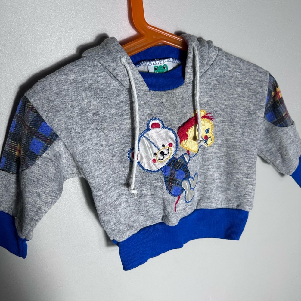 Vintage 80s Gray and Blue toddler Hoodie with Bear Design